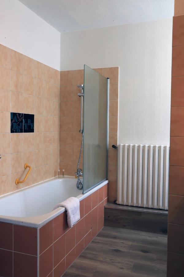 Hostellerie La Bruyere Chalvignac Exteriér fotografie