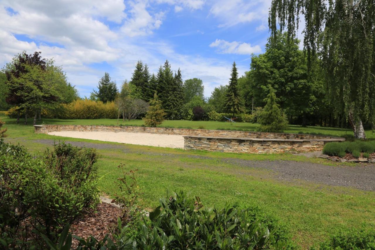 Hostellerie La Bruyere Chalvignac Exteriér fotografie