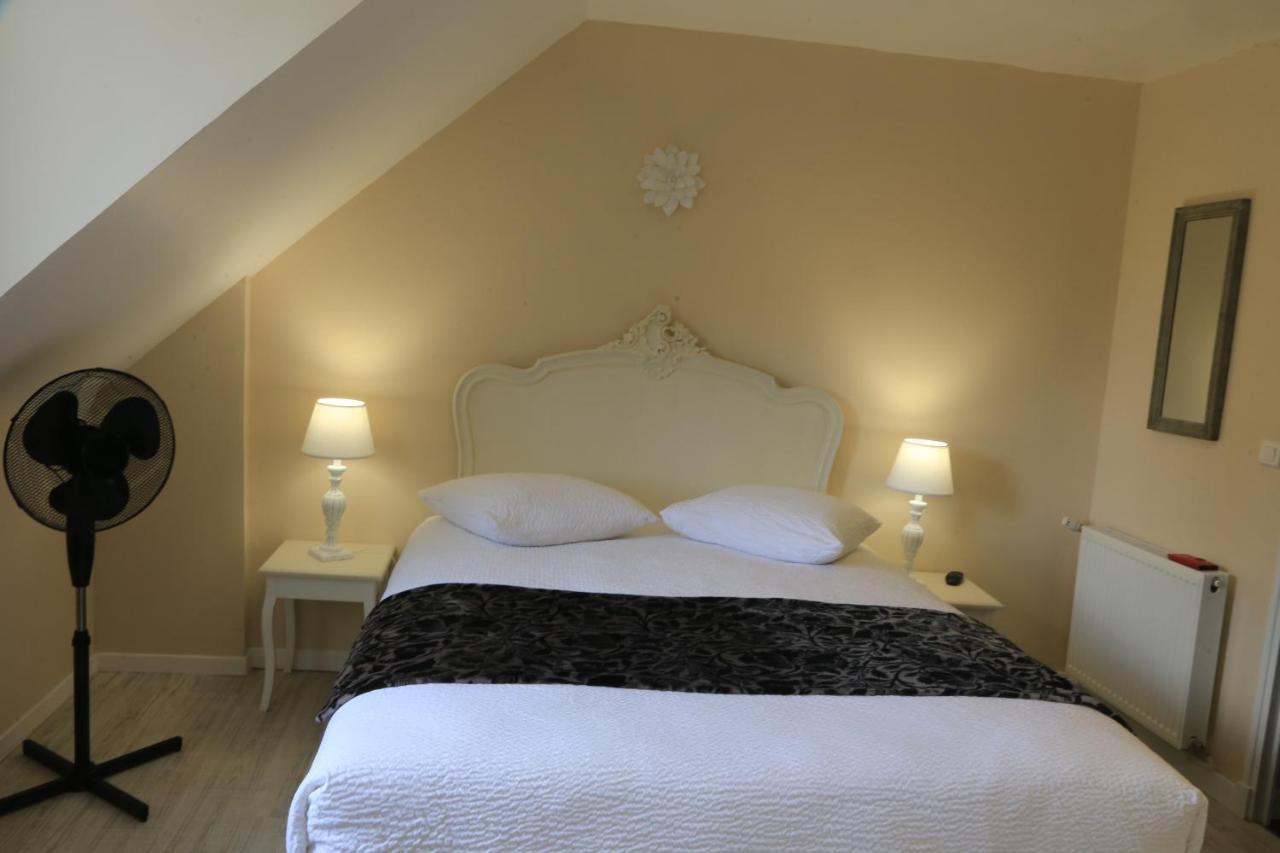 Hostellerie La Bruyere Chalvignac Exteriér fotografie